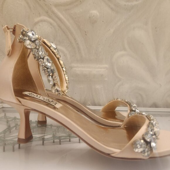 Badgley Mischka Embellished heeled sandals. NWT. Size 6 - Picture 3 of 8